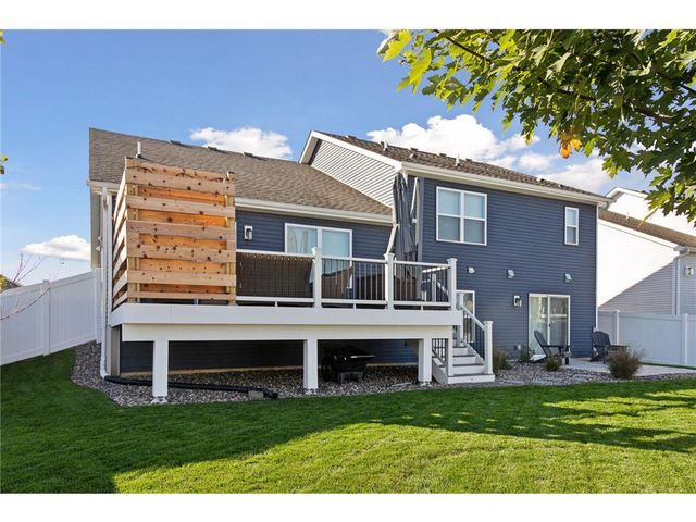 9290 62nd Street, Cottage Grove, MN 55016