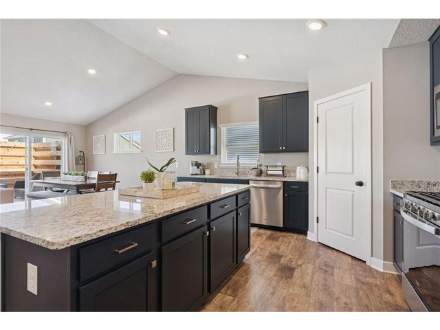 9290 62nd Street, Cottage Grove, MN 55016