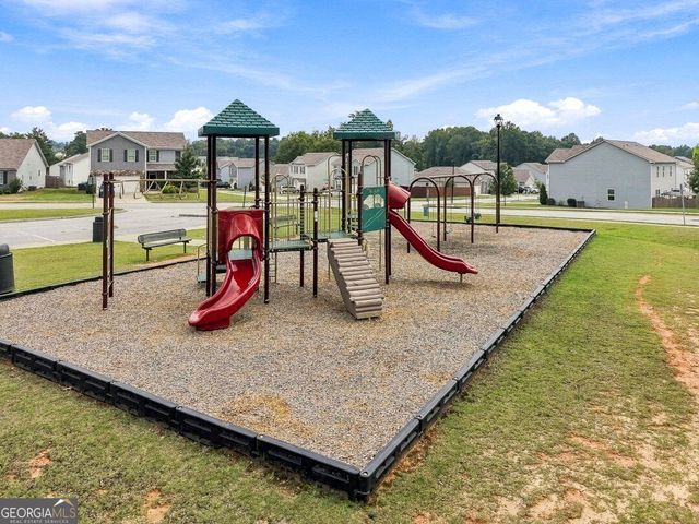 122 Russell Road, Pendergrass, GA 30567