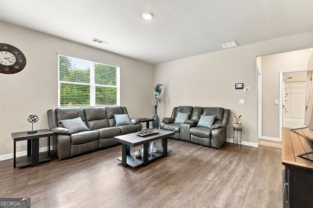 122 Russell Road, Pendergrass, GA 30567