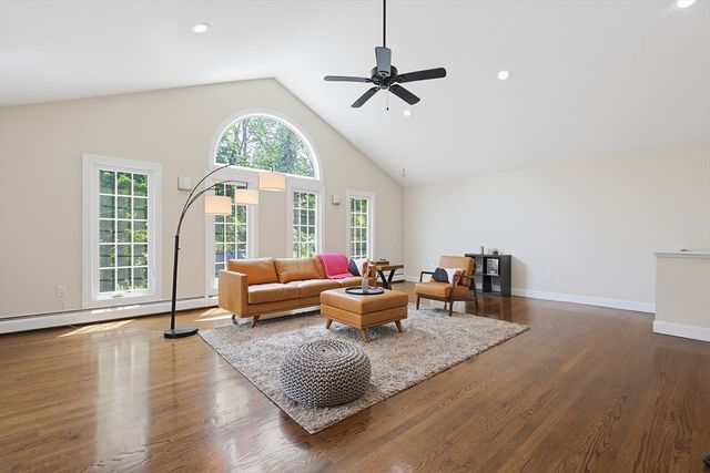 316 W Sutton Rd, Sutton, MA 01590