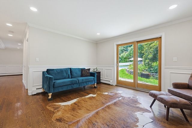 316 W Sutton Rd, Sutton, MA 01590