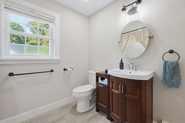 316 W Sutton Rd, Sutton, MA 01590
