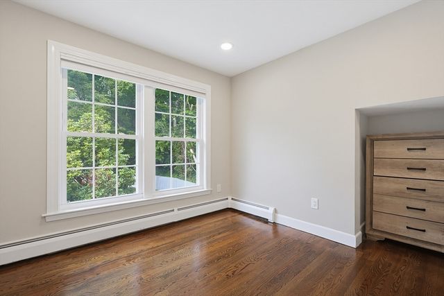 316 W Sutton Rd, Sutton, MA 01590