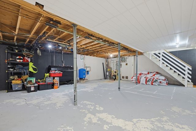 316 W Sutton Rd, Sutton, MA 01590