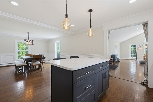 316 W Sutton Rd, Sutton, MA 01590