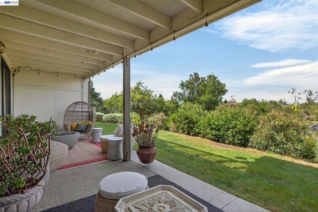 8461 Traminer Ct, San Jose, CA 95135