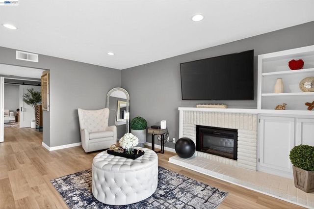 8461 Traminer Ct, San Jose, CA 95135