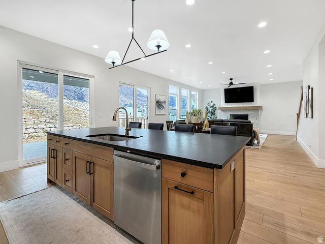 4094 N JACKSON AVE, North Ogden, UT 84414