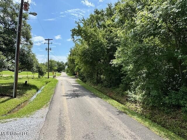 Gladstone Street, Waveland, MS 39576