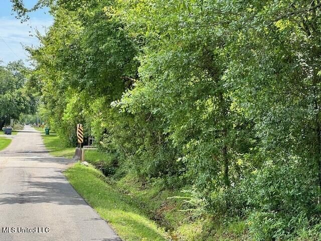 Gladstone Street, Waveland, MS 39576