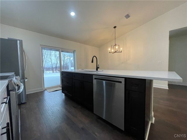 7792 Gifford Road, Rome, NY 13340