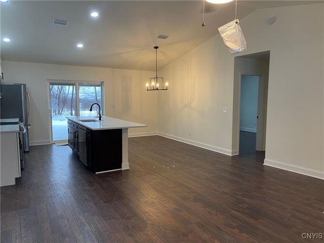 7792 Gifford Road, Rome, NY 13340