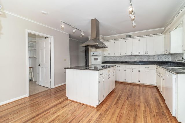 3134 Walton Way, Augusta, GA 30909