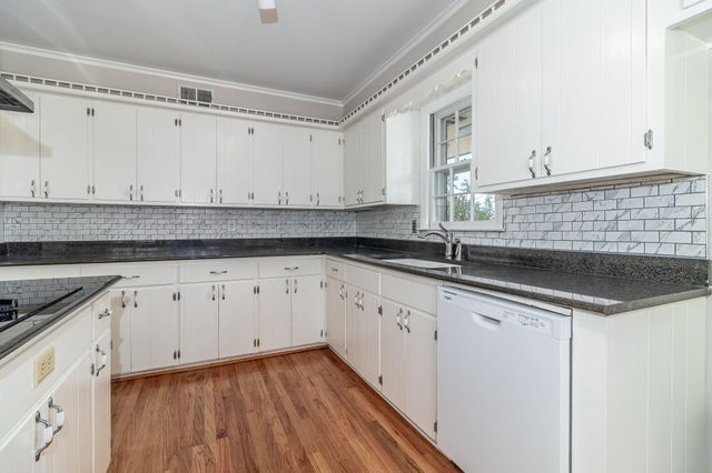 3134 Walton Way, Augusta, GA 30909