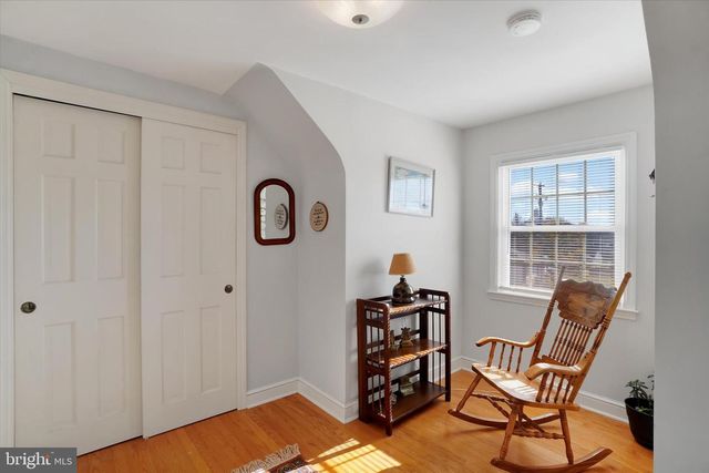 529 W MARKET ST, Hellam, PA 17406