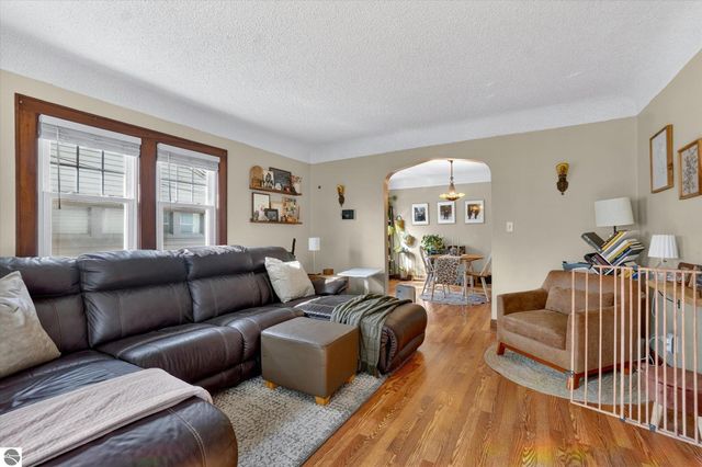 3321 Court Street, Saginaw, MI 48602