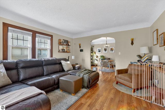 3321 Court Street, Saginaw, MI 48602