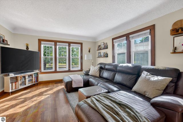 3321 Court Street, Saginaw, MI 48602