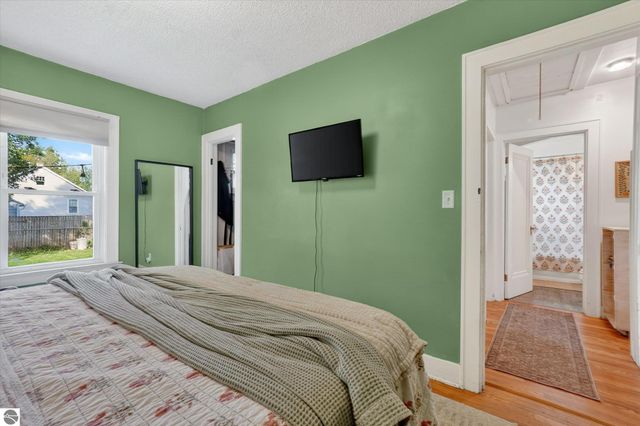 3321 Court Street, Saginaw, MI 48602