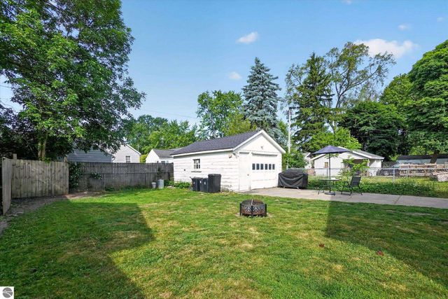 3321 Court Street, Saginaw, MI 48602