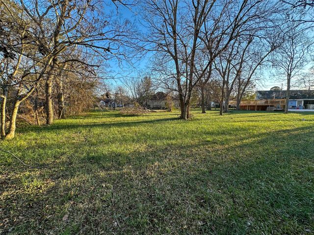 7205 Ashburn Street, Houston, TX 77061