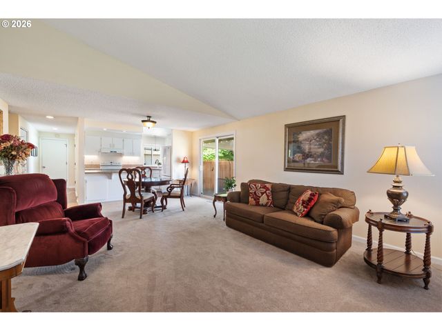 14849 Ne EUGENE St, Portland, OR 97230