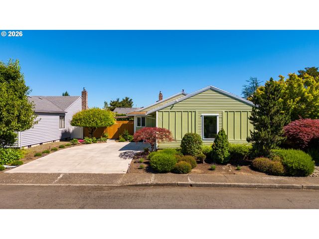 14849 Ne EUGENE St, Portland, OR 97230