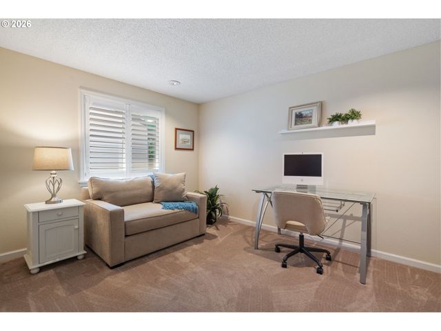 14849 Ne EUGENE St, Portland, OR 97230