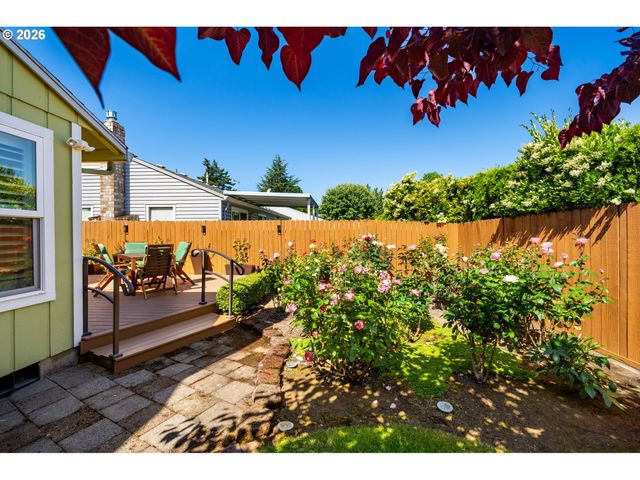 14849 Ne EUGENE St, Portland, OR 97230