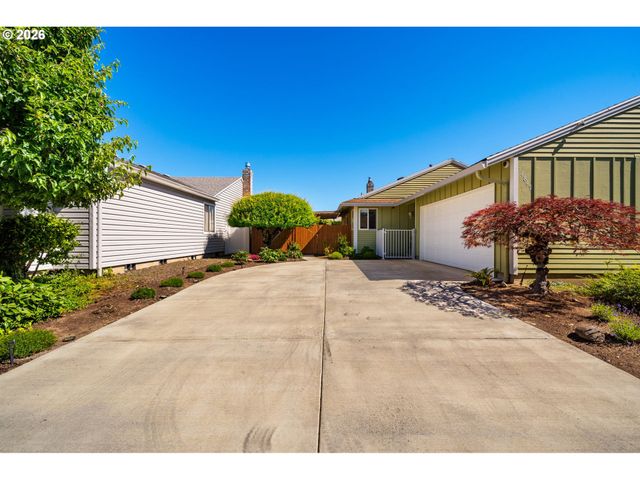 14849 Ne EUGENE St, Portland, OR 97230