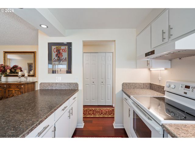 14849 Ne EUGENE St, Portland, OR 97230