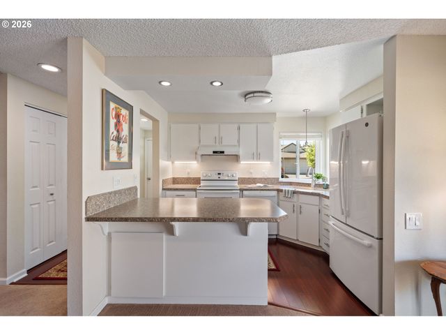 14849 Ne EUGENE St, Portland, OR 97230