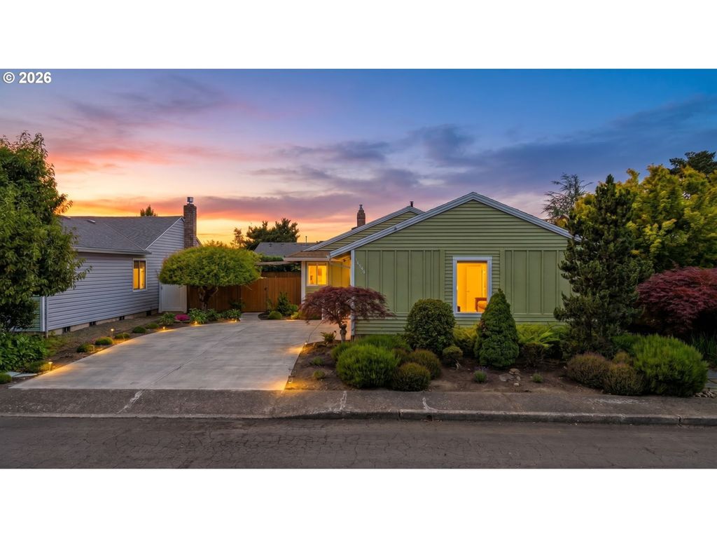 14849 Ne EUGENE St, Portland, OR 97230