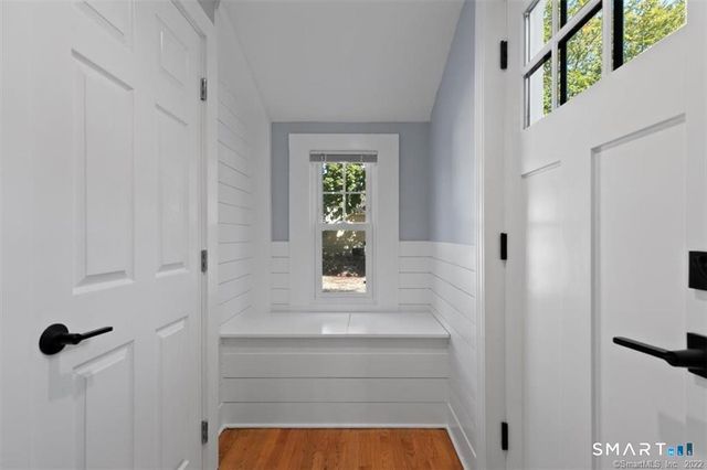 38 Beecher Place, New Haven, CT 06512