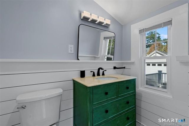 38 Beecher Place, New Haven, CT 06512