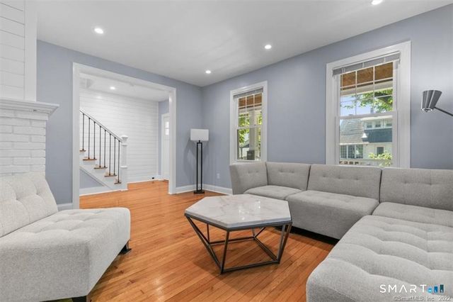 38 Beecher Place, New Haven, CT 06512