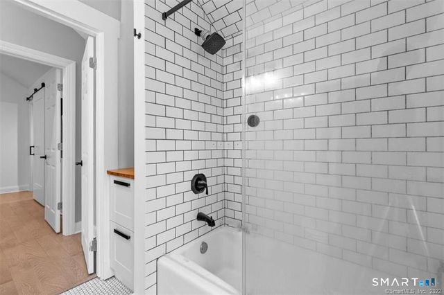 38 Beecher Place, New Haven, CT 06512