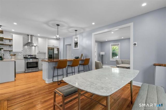 38 Beecher Place, New Haven, CT 06512