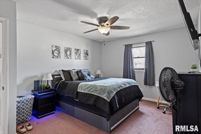 904 DIANE Court, Springfield, IL 62702