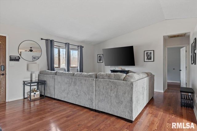 904 DIANE Court, Springfield, IL 62702