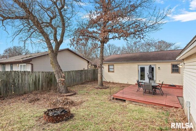 904 DIANE Court, Springfield, IL 62702