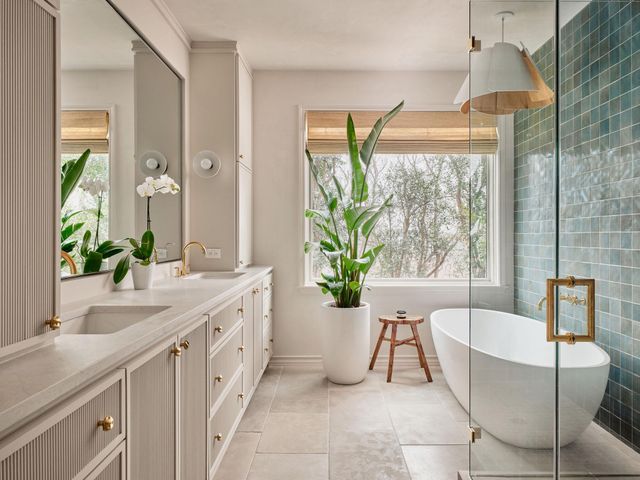 4622 Lake View DR, Austin, TX 78731