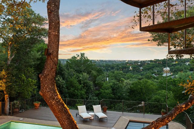 4622 Lake View DR, Austin, TX 78731