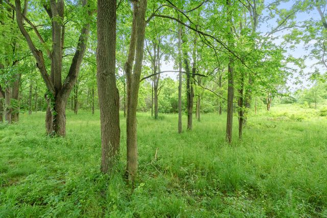 6926 W H Avenue, Kalamazoo, MI 49009