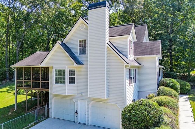 91 Bridgewood Drive, Douglasville, GA 30134
