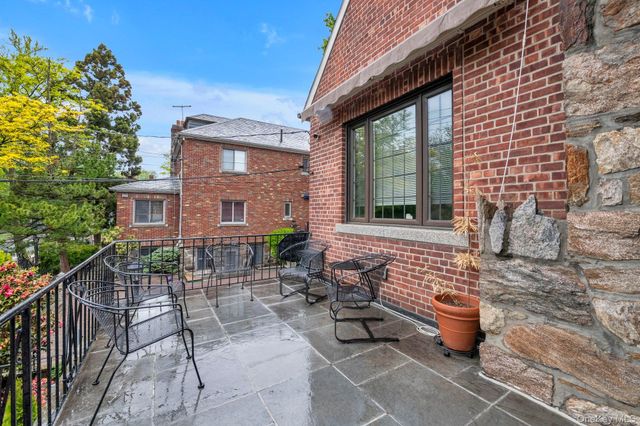 1870 Hering Avenue, Bronx, NY 10461