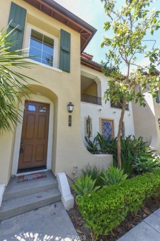 306 Dewdrop, Irvine, CA 92603