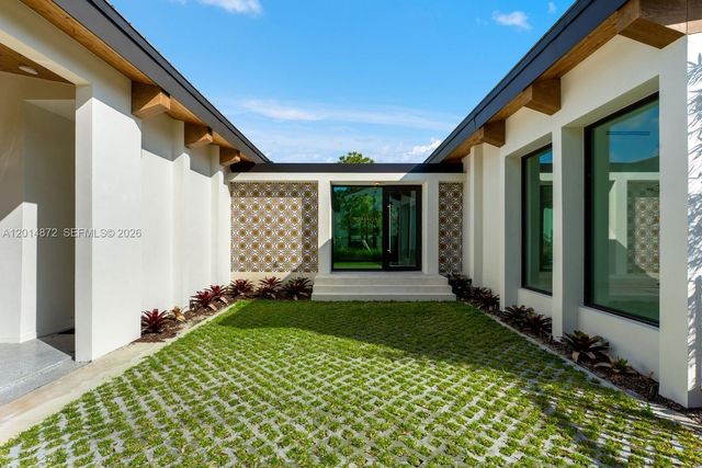 6716 San Vicente Street, Coral Gables, FL 33146