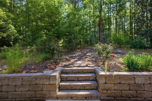 383 Maple Brook Lane, Cataula, GA 31804